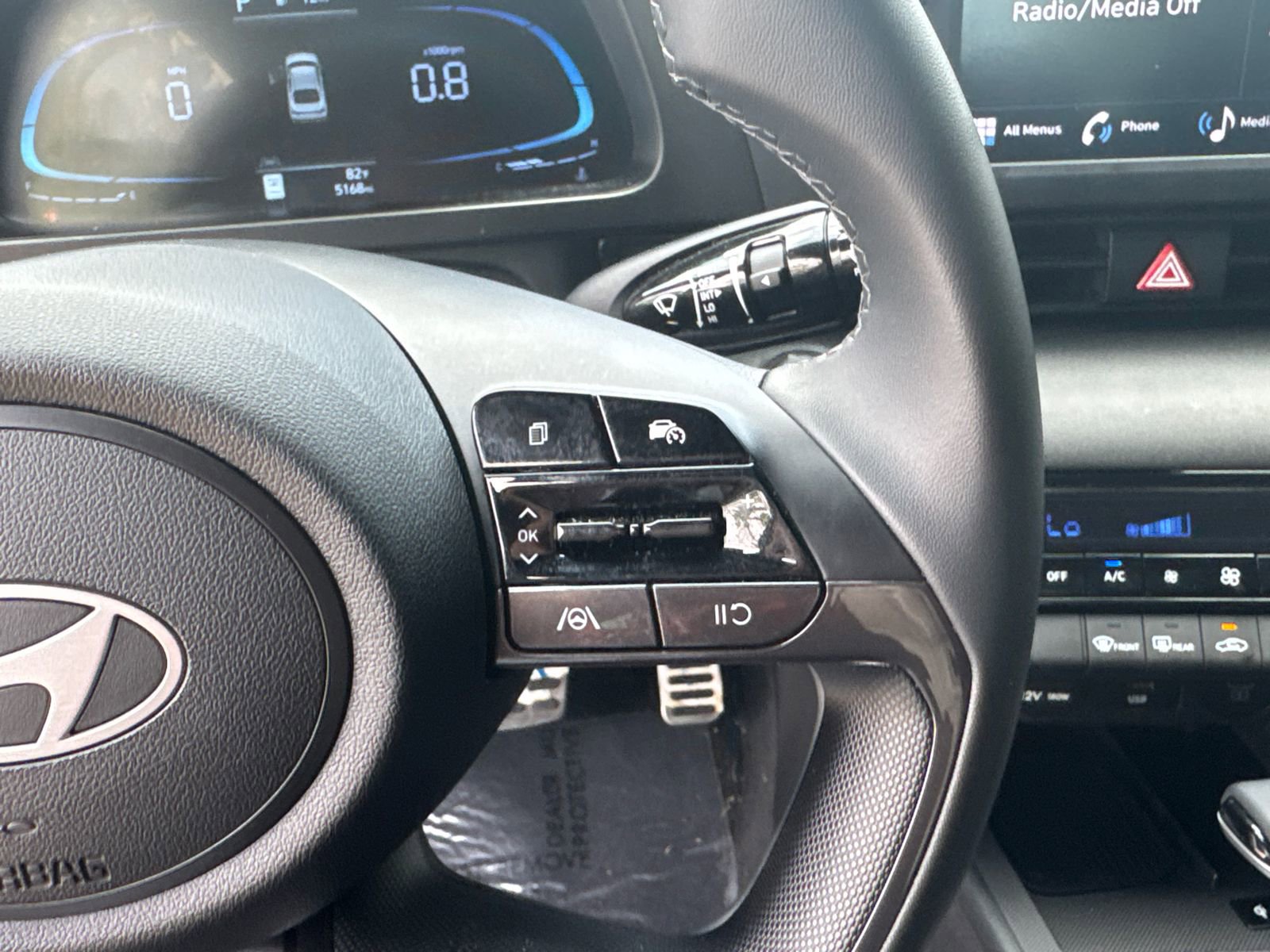 Certified 2026 Hyundai Elantra Sport FWD image 26