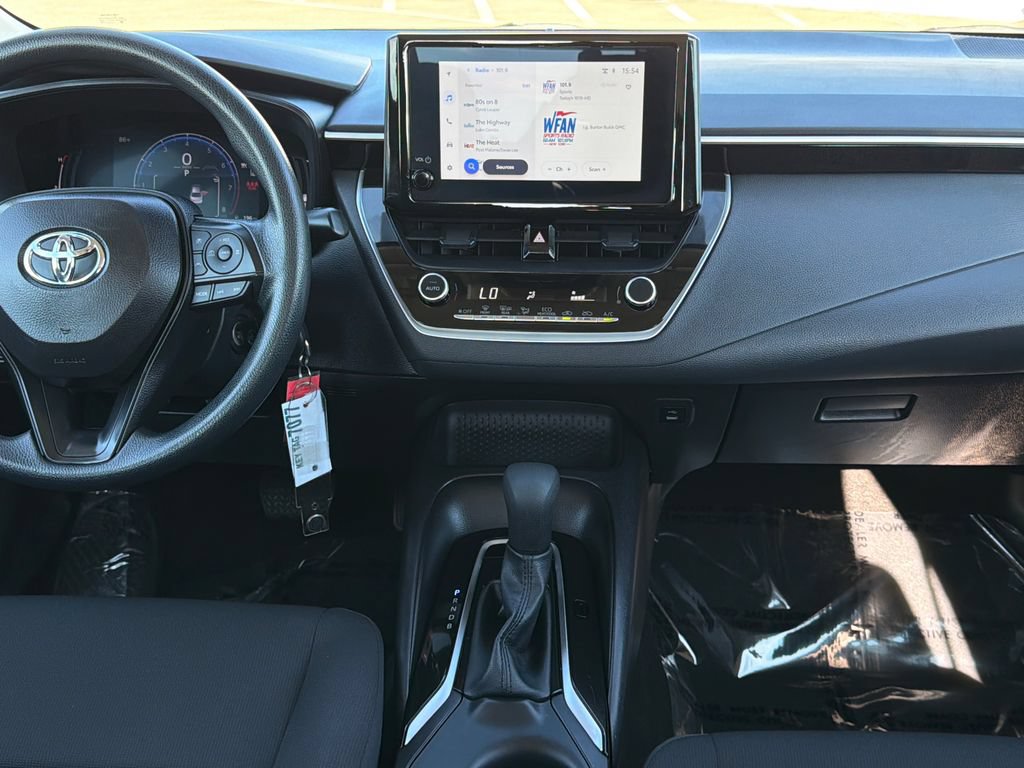 Used 2026 Toyota Corolla LE FWD image 13