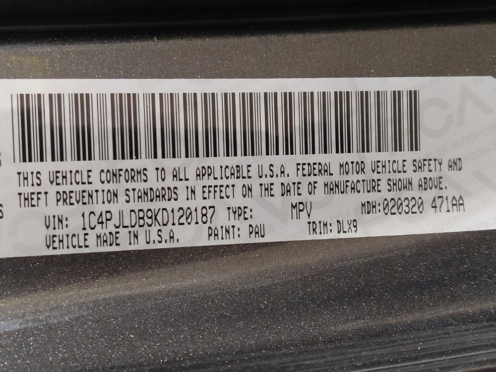 Used 2019 Jeep Cherokee Limited FWD image 33