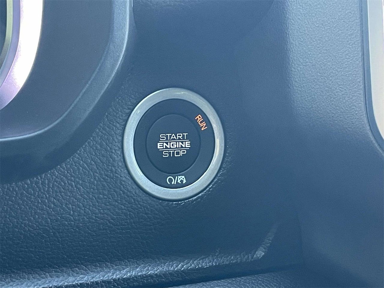 New 2026 RAM 1500 4x4 Crew Cab image 37