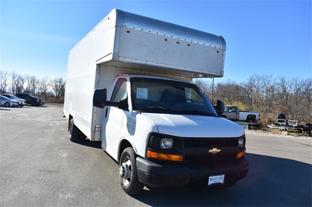Used 2015 Chevrolet Express 3500 Extended image 9
