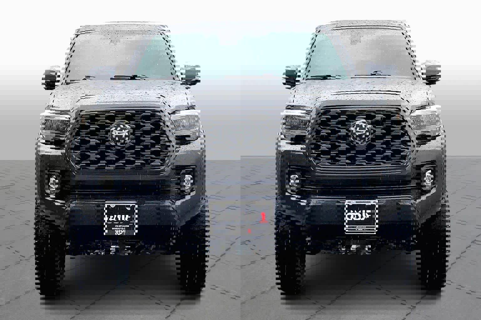 Used 2022 Toyota Tacoma TRD Off-Road AWD/4WD image 4