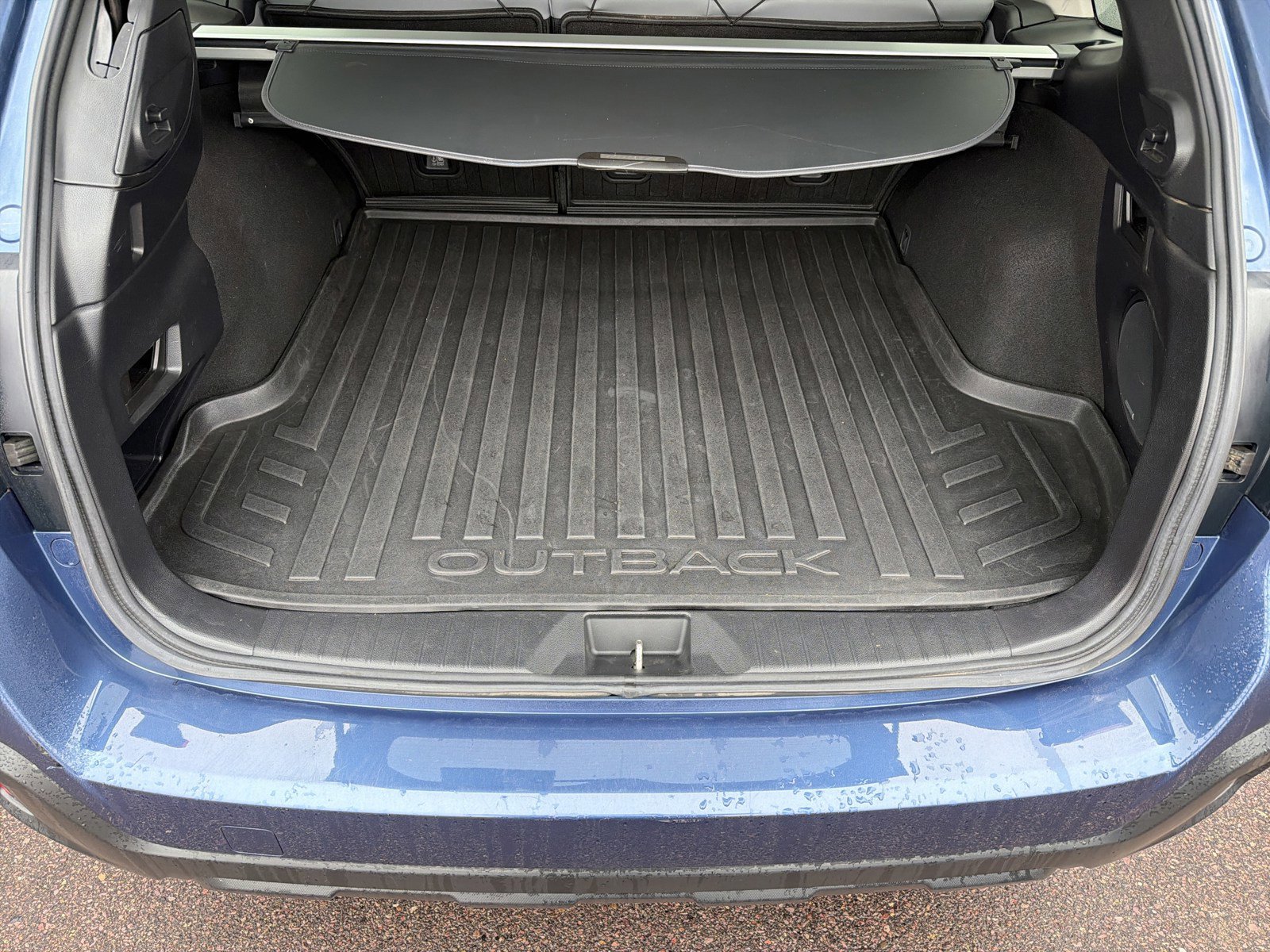 Used 2019 Subaru Outback 2.5i Limited w/ Protection Package #1 image 20