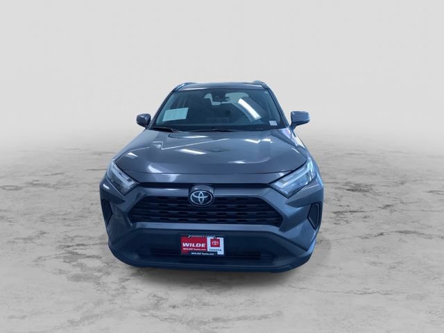 Used 2025 Toyota RAV4 XLE AWD/4WD image 5