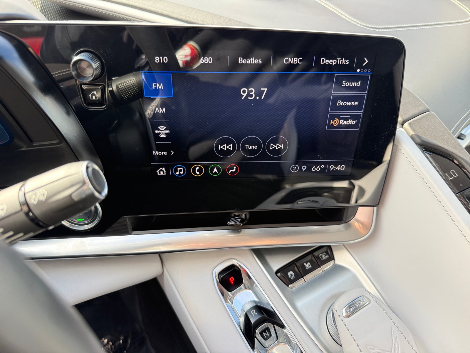 Used 2022 Chevrolet Corvette Stingray Premium Conv w/ Z51 Performance Package RWD image 12