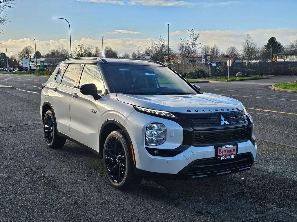New 2025 Mitsubishi Outlander SEL Black Edition image 3