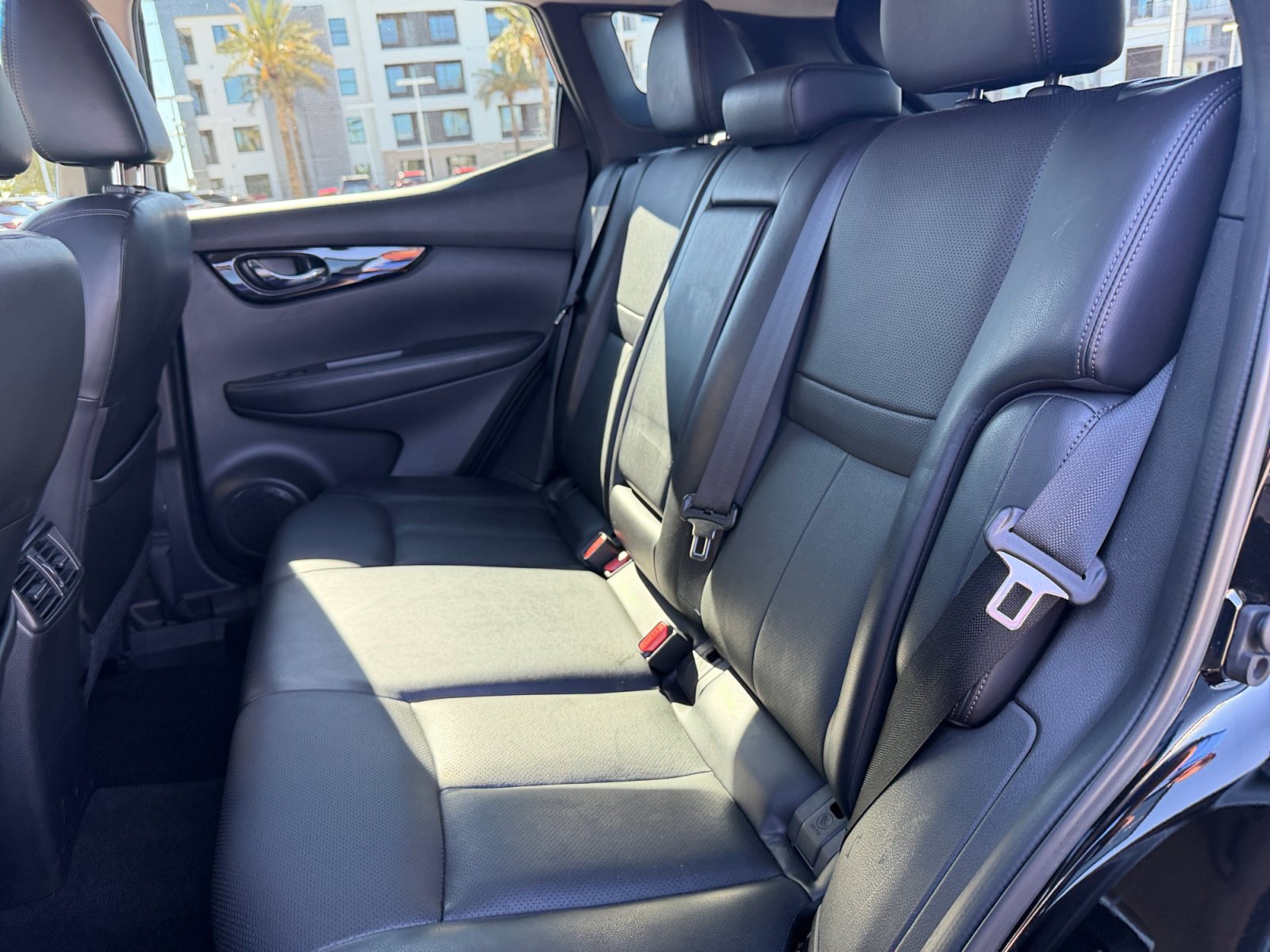 Used 2021 Nissan Rogue Sport SL w/ Premium Package FWD image 27
