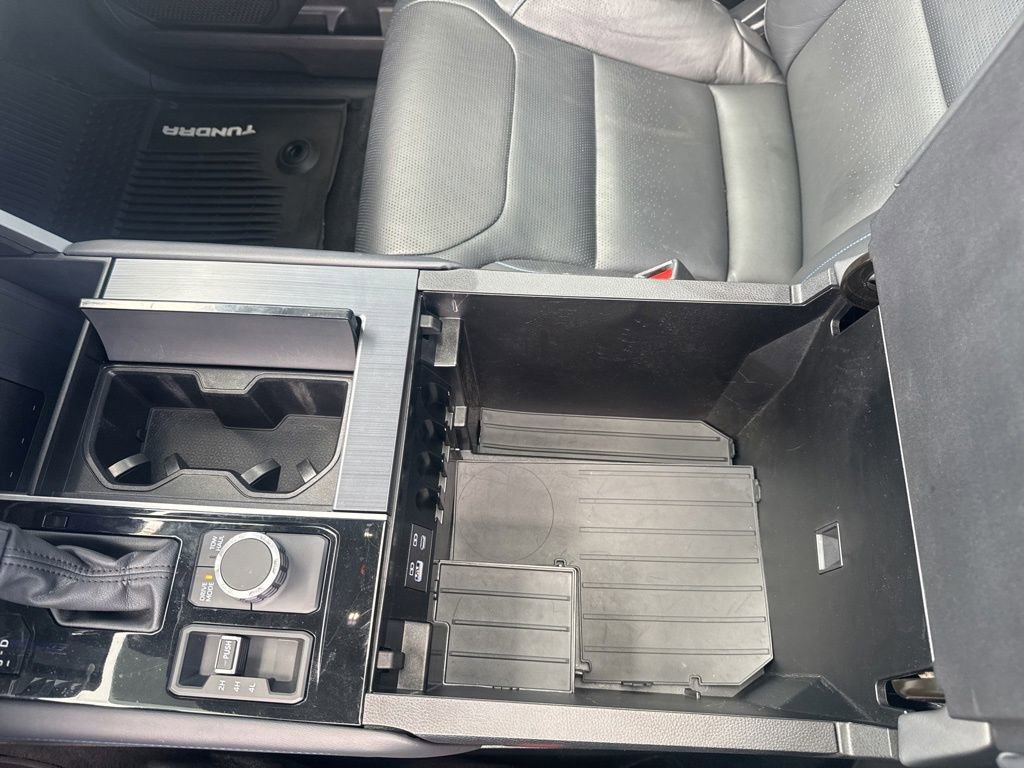 Used 2022 Toyota Tundra Platinum w/ Advanced Package image 40