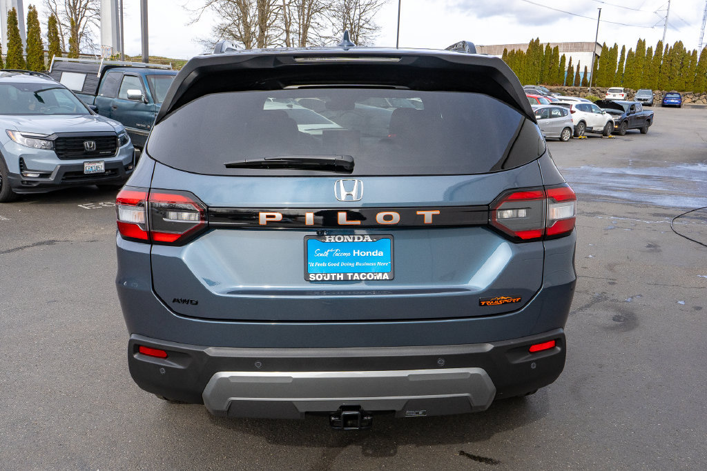 New 2026 Honda Pilot TrailSport image 7