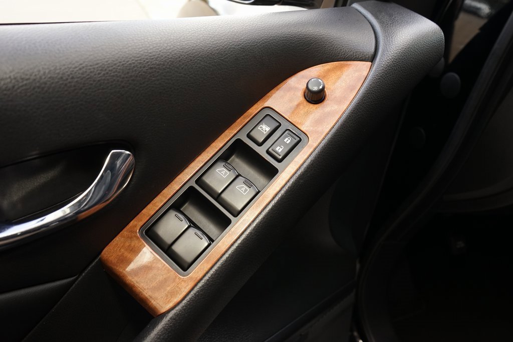 Used 2014 Nissan Murano LE w/ Platinum Edition Package image 22