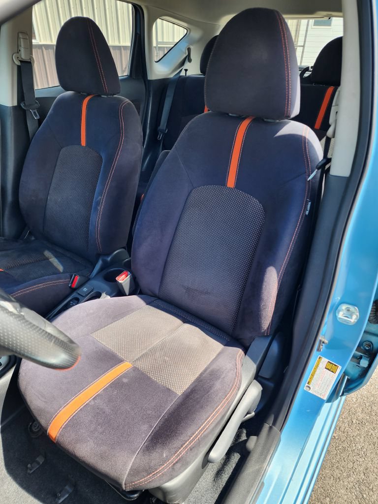 Used 2015 Nissan Versa Note SR FWD image 13