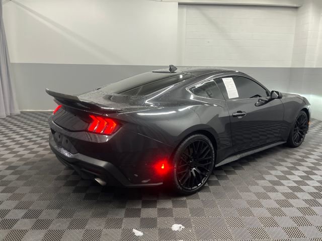 Used 2024 Ford Mustang Premium image 4