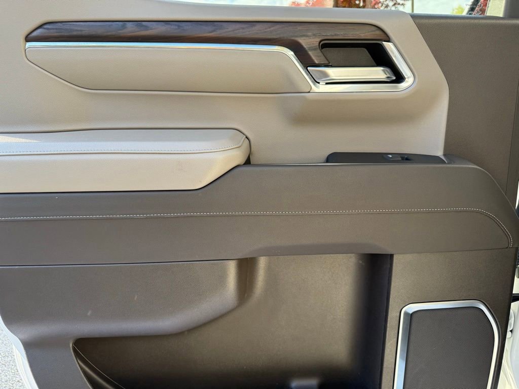 Used 2023 GMC Sierra 1500 SLT w/ SLT Premium Package image 31