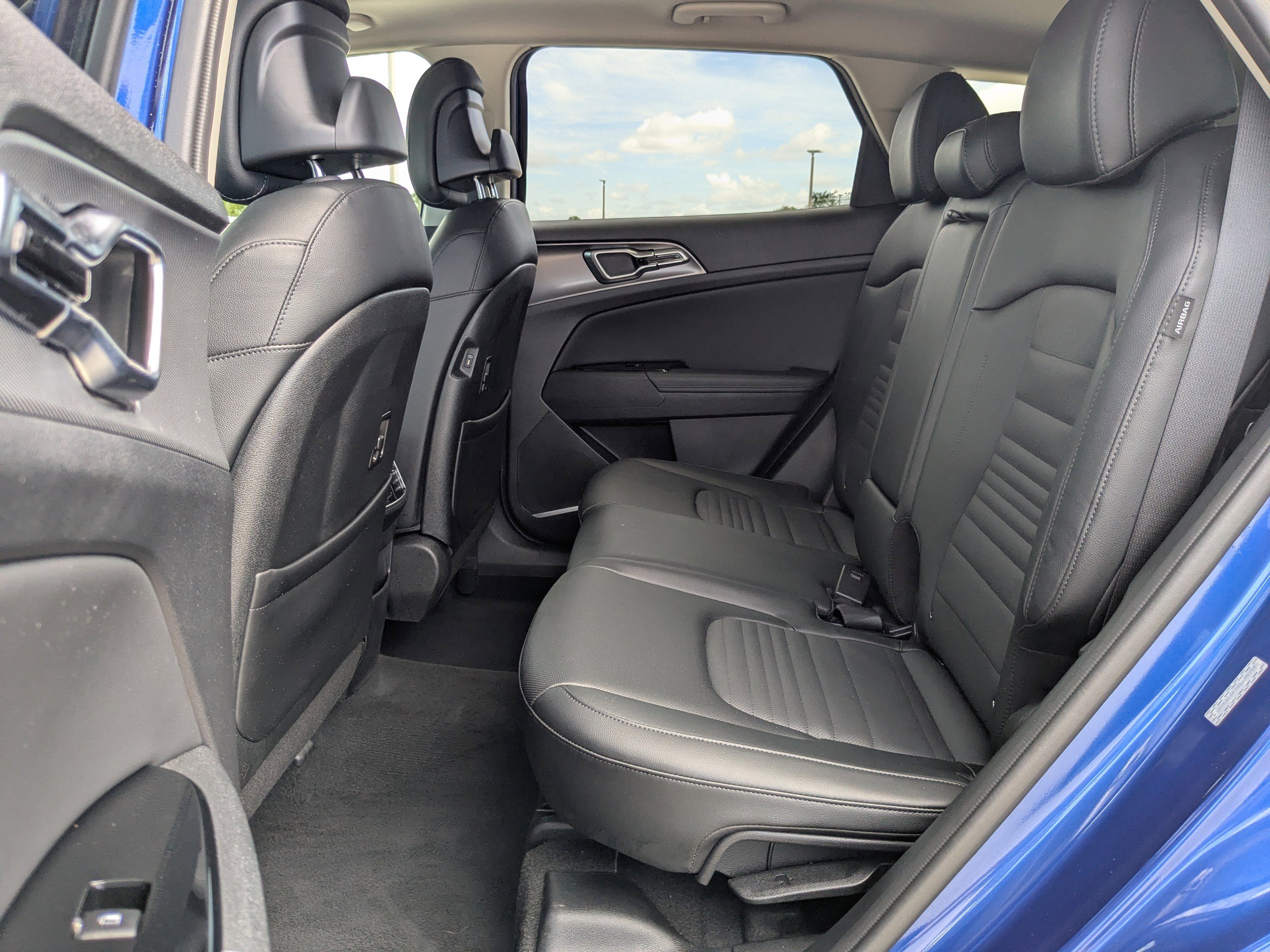 Certified 2025 Kia Sportage SX image 18