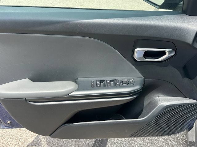 Used 2025 Kia K4 FWD image 17