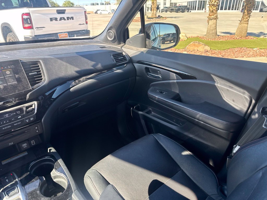 Used 2021 Honda Pilot Black Edition image 12