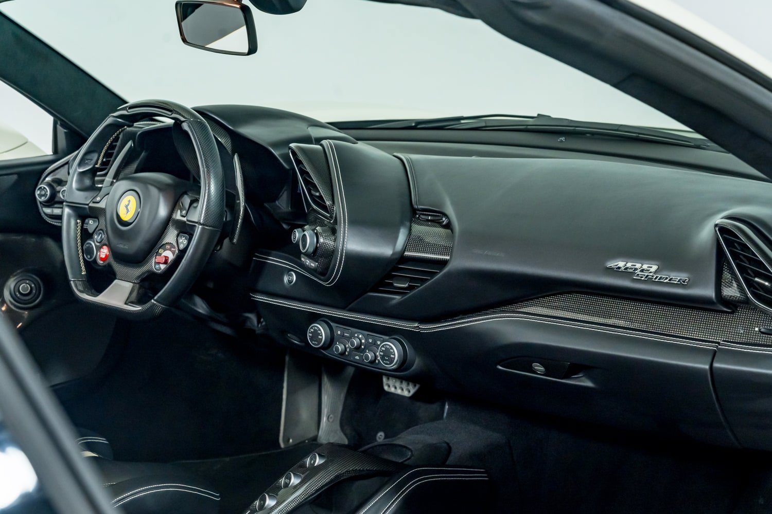 Used 2018 Ferrari 488 Spider RWD image 38