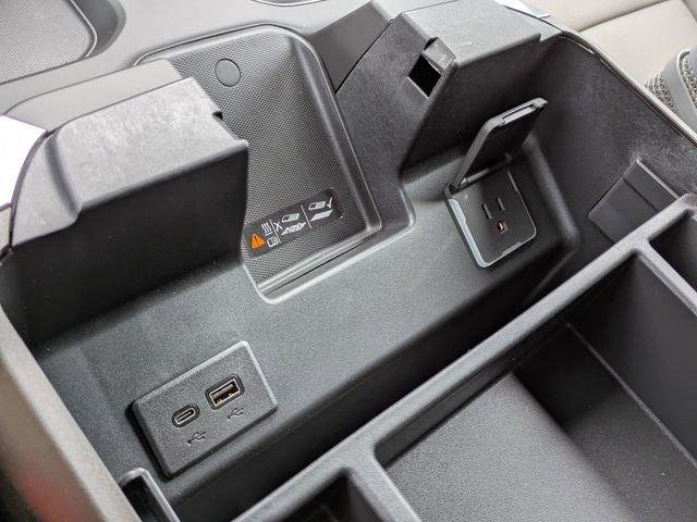 New 2026 Chevrolet Silverado 1500 LTZ w/ LTZ Premium Package image 25