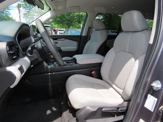 Certified 2023 Honda Pilot LX image 13