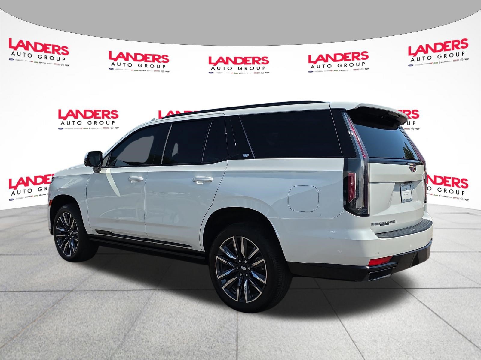 Used 2024 Cadillac Escalade Sport Platinum AWD/4WD image 5