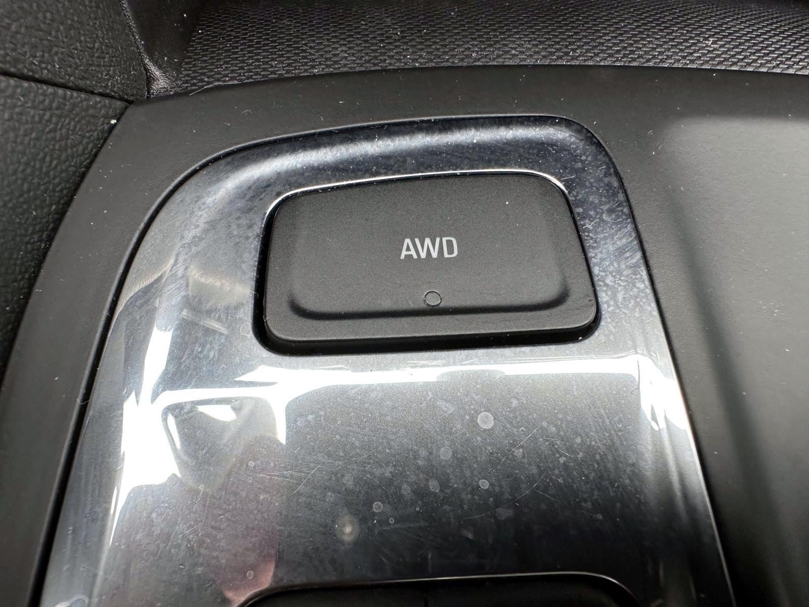 Used 2023 Chevrolet Equinox LS w/ LS Convenience Package AWD/4WD image 25