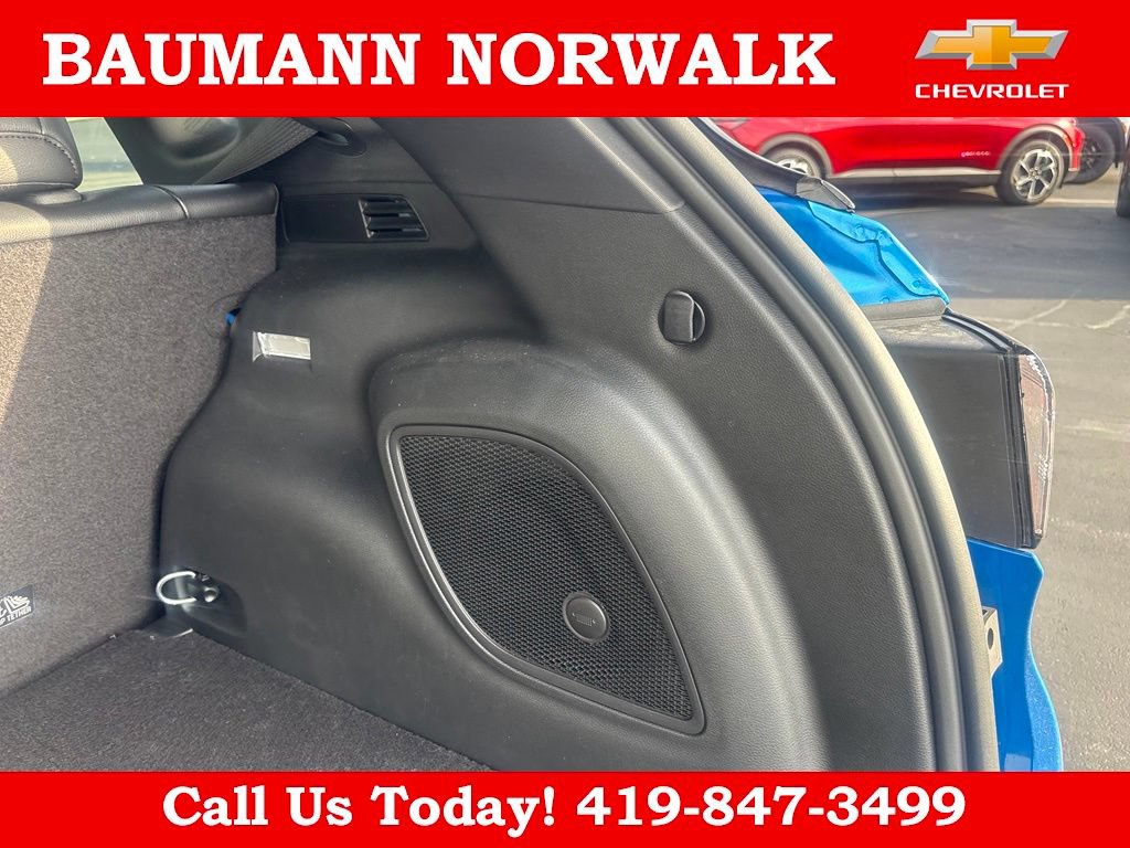 Used 2026 Jeep Compass Latitude w/ Sun and Sound Group AWD/4WD image 11