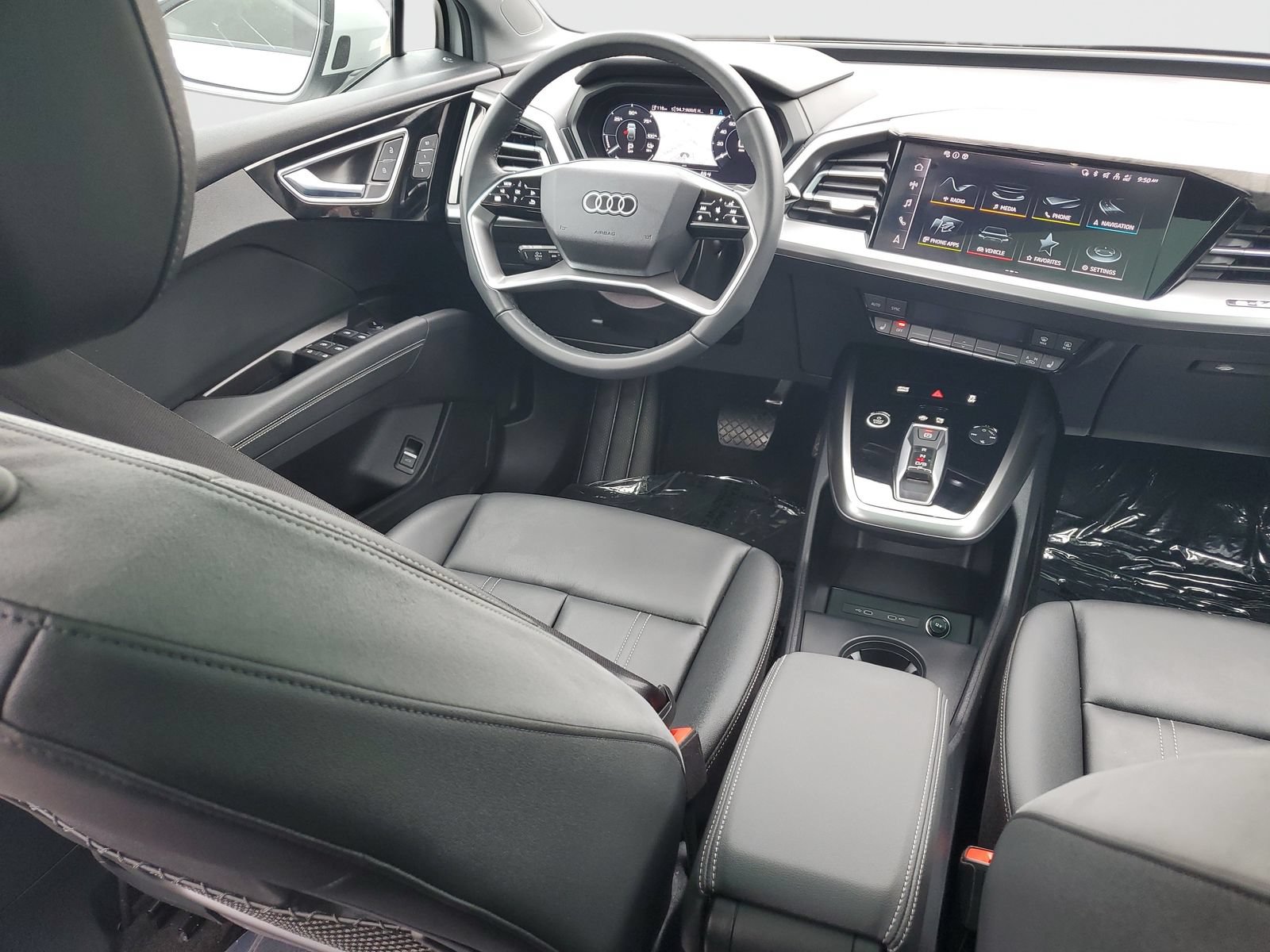 Used 2025 Audi Q4 e-tron Premium w/ Convenience Package RWD image 11