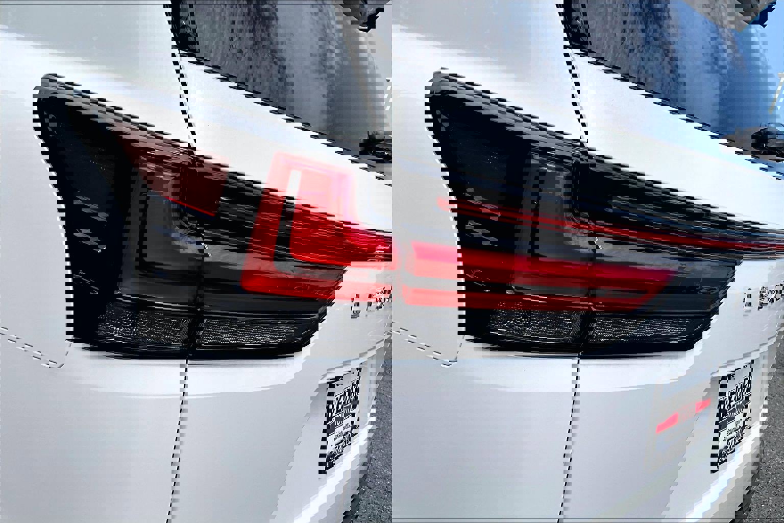 Used 2024 Lexus LX 600 4WD w/ Appearance Package image 28