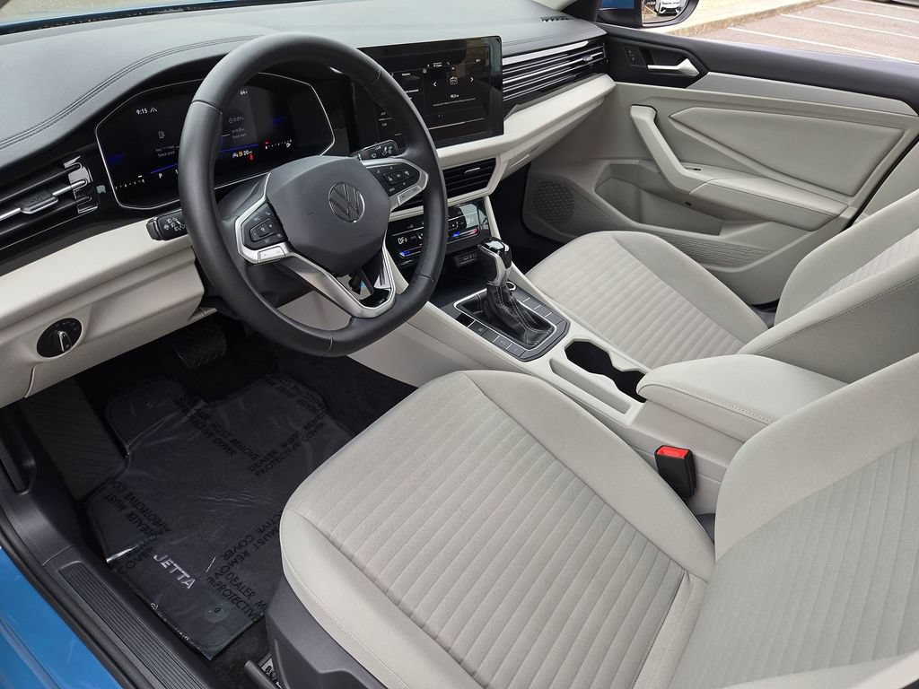 Used 2025 Volkswagen Jetta S FWD image 9