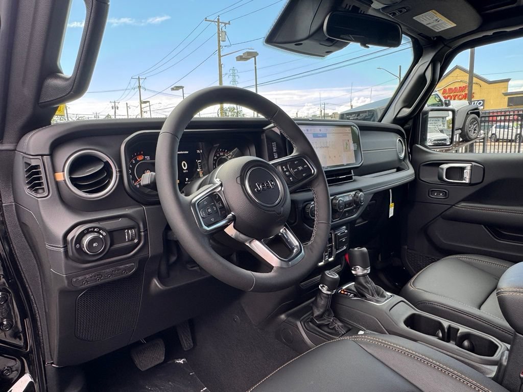 New 2026 Jeep Wrangler Unlimited Sahara AWD/4WD image 12