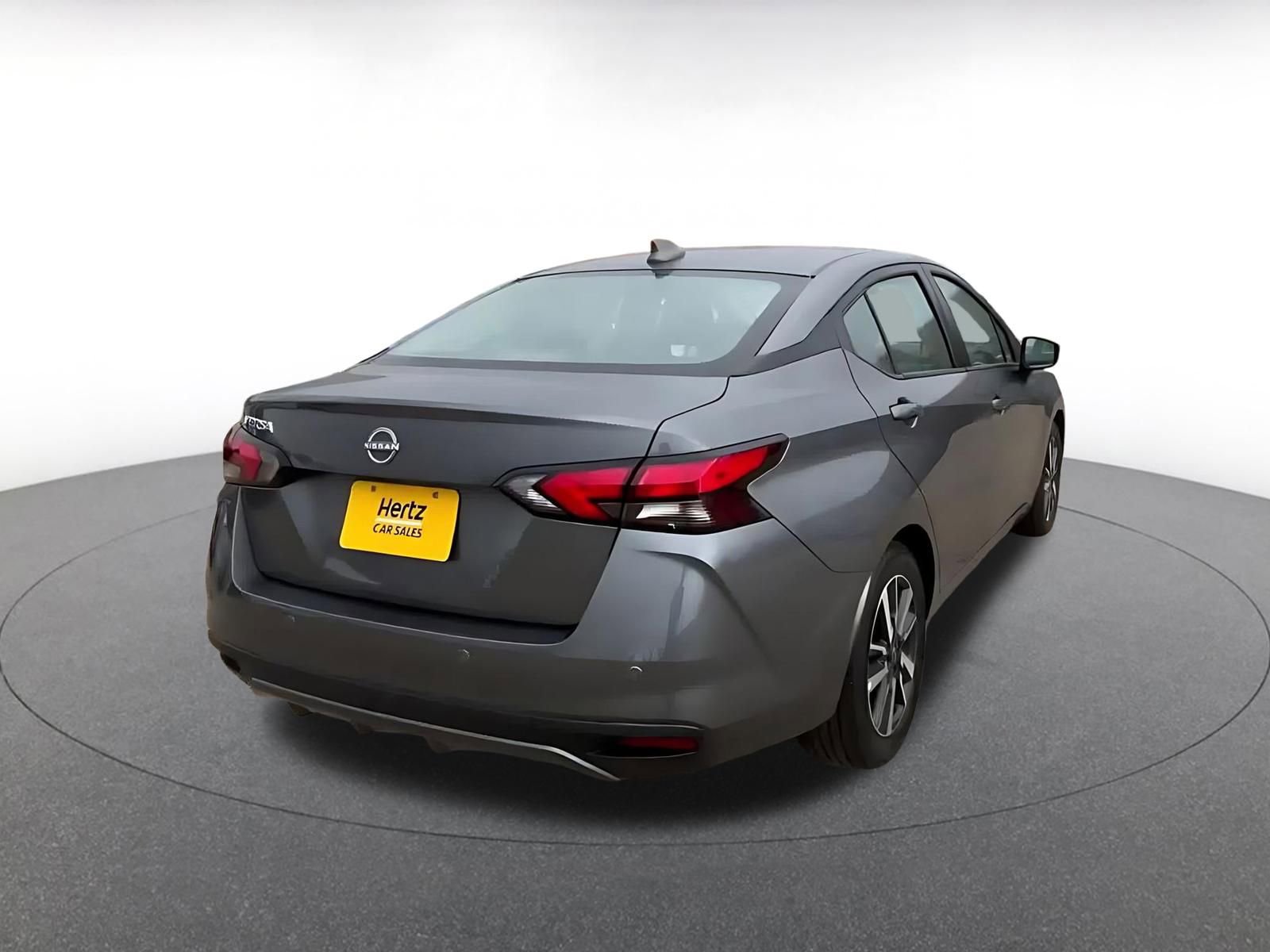 Used 2025 Nissan Versa SV FWD image 14