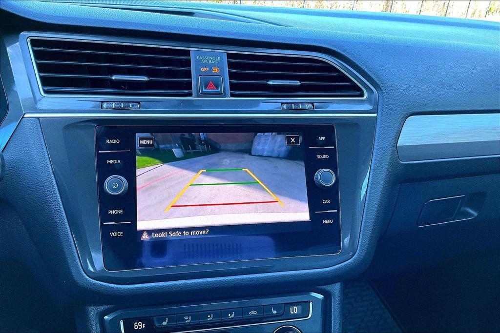 Used 2019 Volkswagen Tiguan SE image 30