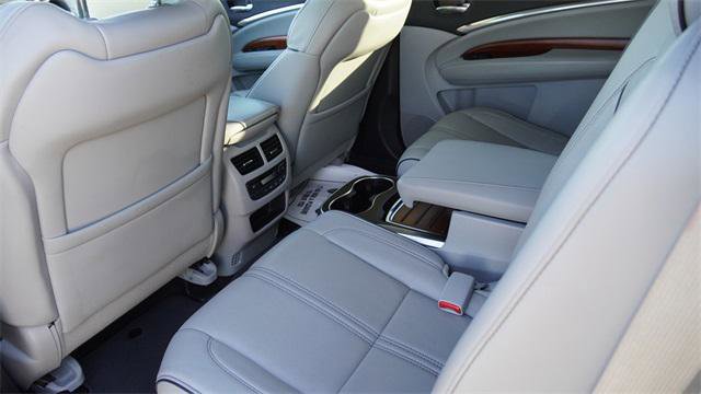 Certified 2023 Jeep Grand Cherokee Laredo w/ Luxury Tech Group I image 32