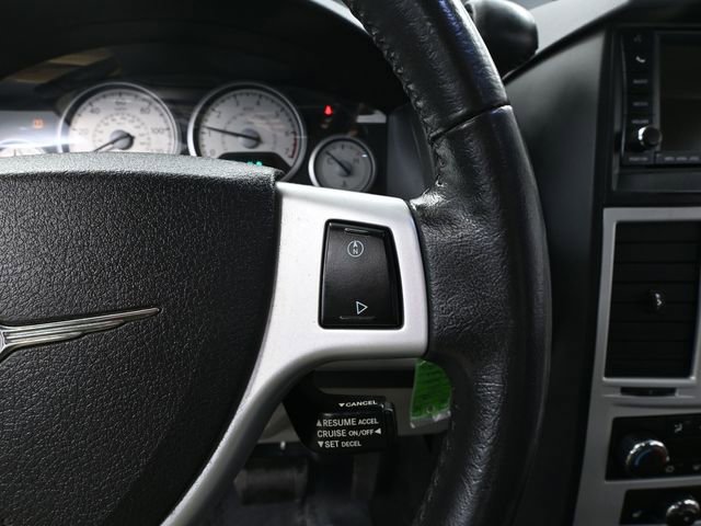 Used 2010 Chrysler Town & Country Touring Plus image 24