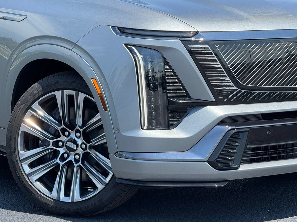 Used 2026 Cadillac Vistiq Platinum w/ LPO, Floor Liner Package AWD/4WD image 12