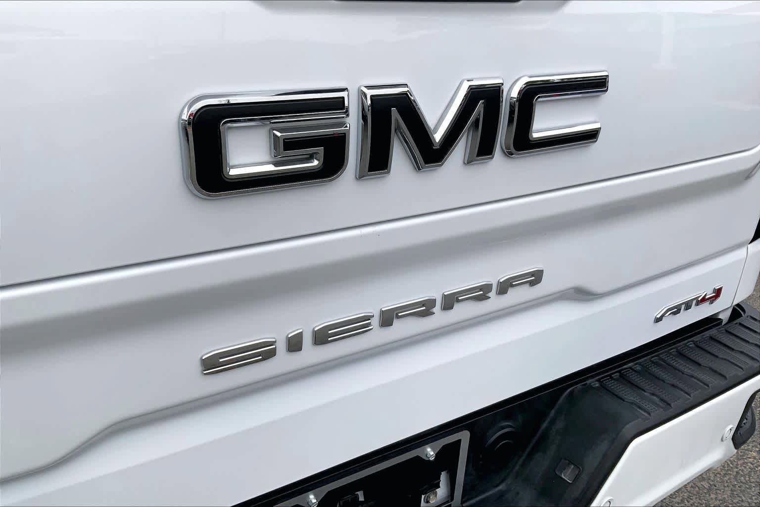 Used 2023 GMC Sierra 1500 AT4 AWD/4WD image 31
