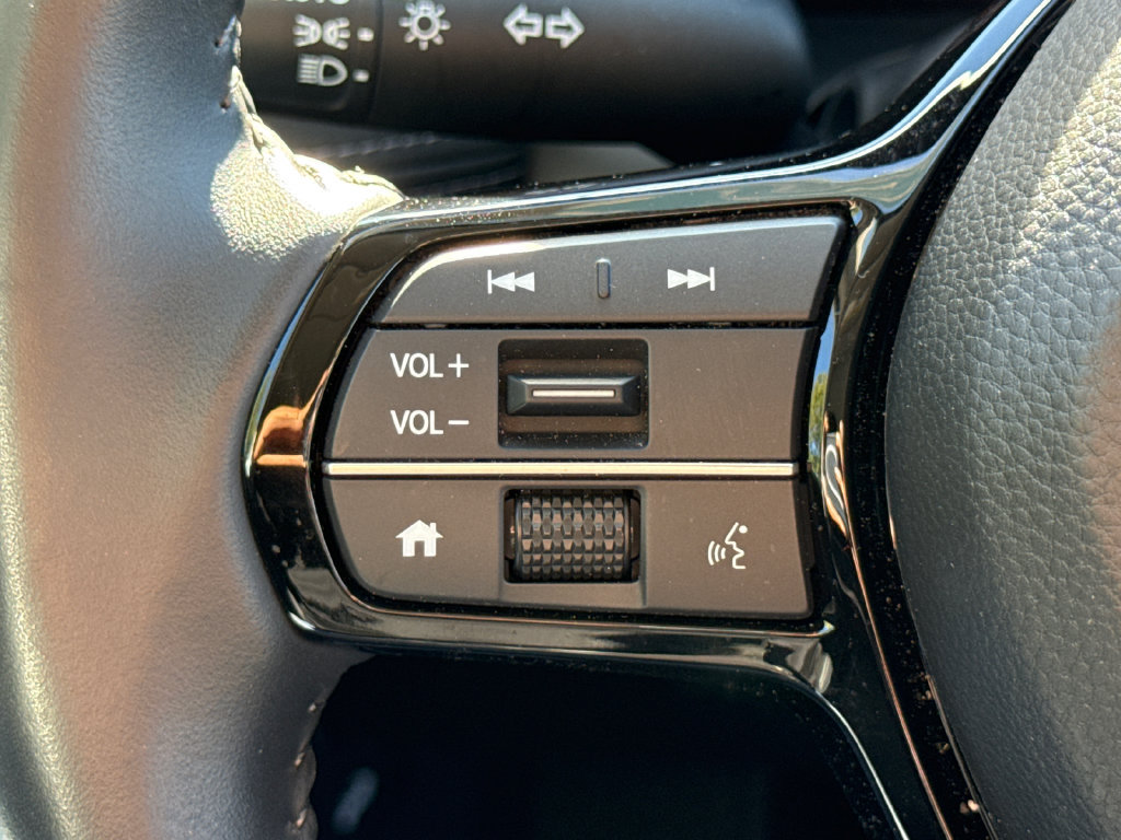 Certified 2024 Honda HR-V EX-L image 30