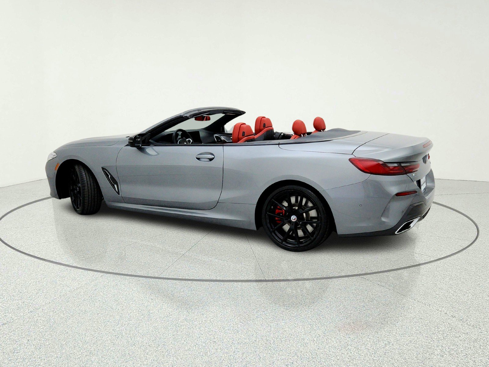 Used 2023 BMW M850i xDrive Convertible AWD/4WD image 13