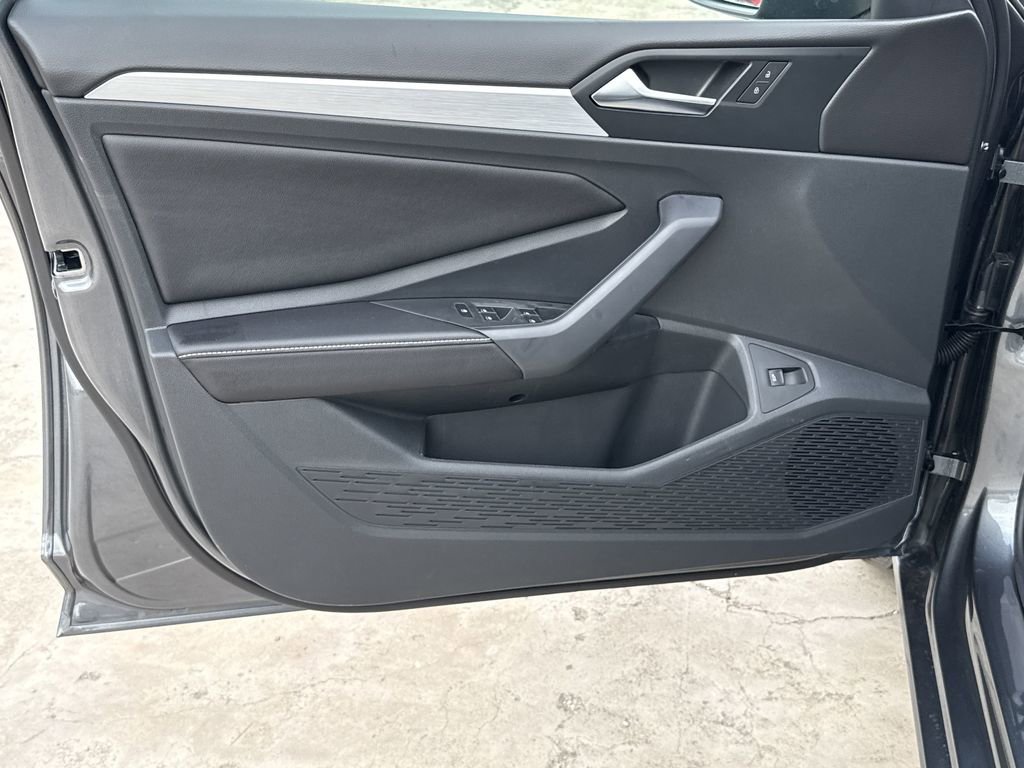 New 2026 Volkswagen Jetta Sport FWD image 10