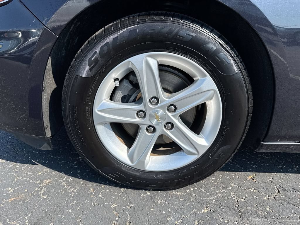 Used 2023 Chevrolet Malibu LS w/ LPO, Floor Liner Package FWD image 10