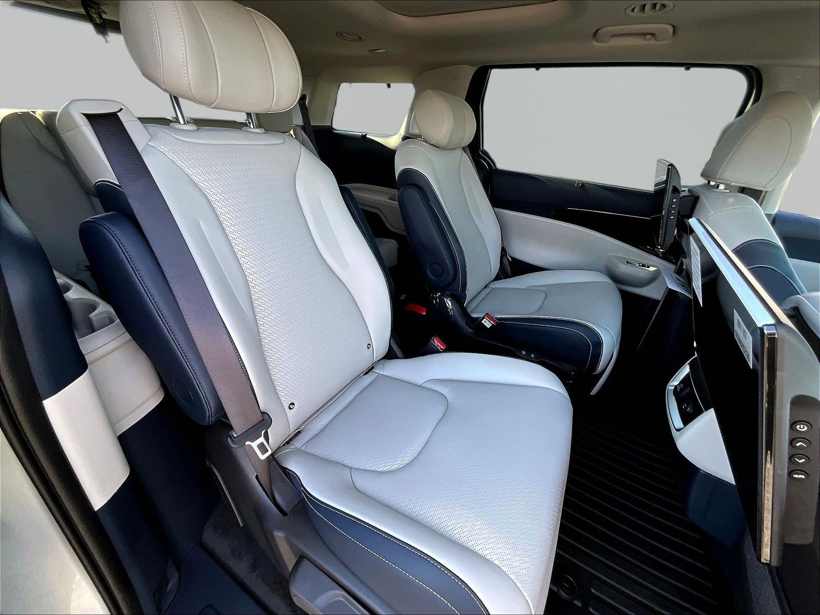 New 2026 Kia Carnival SX Prestige FWD image 20