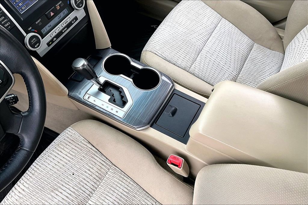Used 2013 Toyota Camry XLE image 15