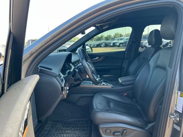 Used 2017 Audi Q7 3.0T Prestige w/ Prestige Package AWD/4WD image 26