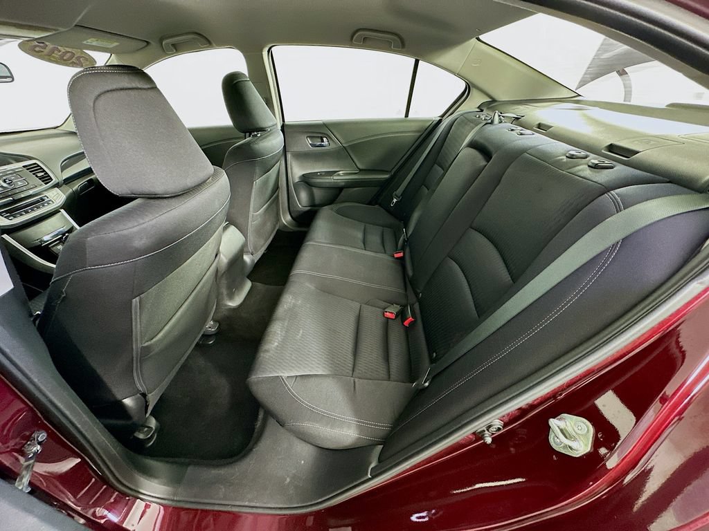 Used 2015 Honda Accord Sport image 28