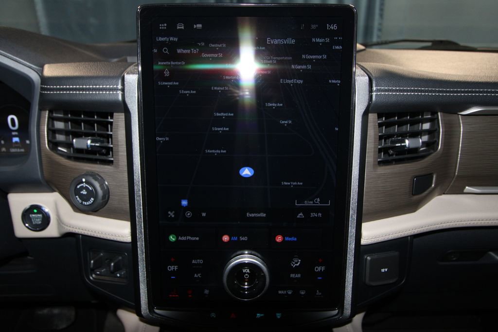 Used 2023 Ford Expedition Limited image 17