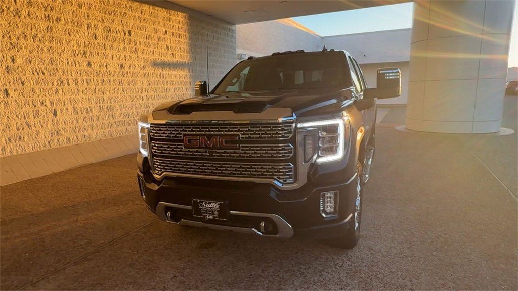 Certified 2022 GMC Sierra 2500 Denali w/ Denali Ultimate Package image 3