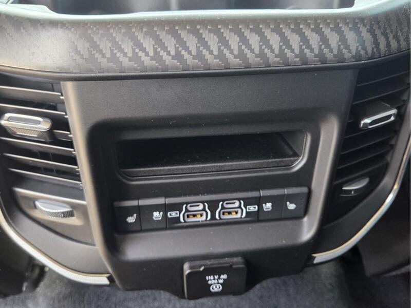 Used 2026 RAM 1500 Tungsten AWD/4WD image 13