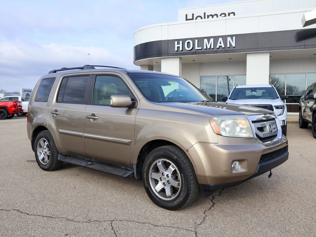 Used 2010 Honda Pilot Touring image 1