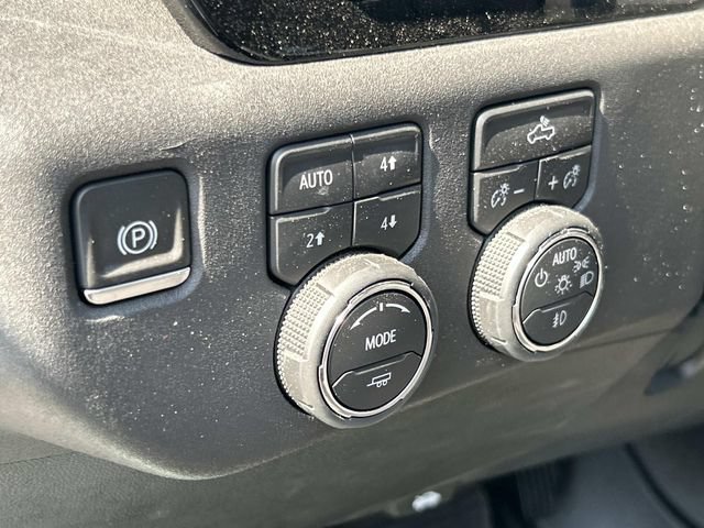 Used 2023 Chevrolet Silverado 1500 RST w/ Z71 Off-Road Package AWD/4WD image 30