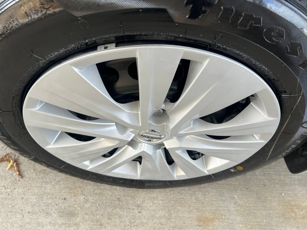 Certified 2023 Nissan Sentra S FWD image 40
